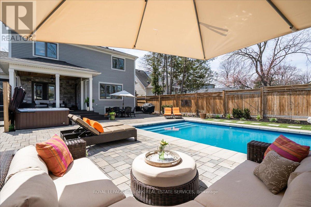 573 Woodland Avenue, Burlington, Ontario  L7R 2S3 - Photo 33 - W12218399