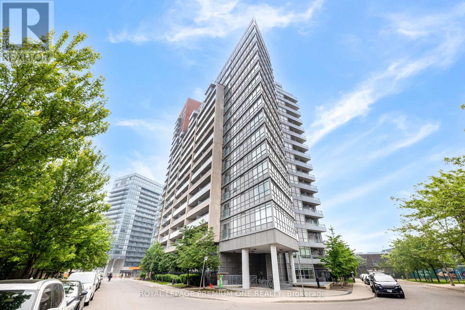 10 - 38 JOE SHUSTER WAY, Toronto, Ontario