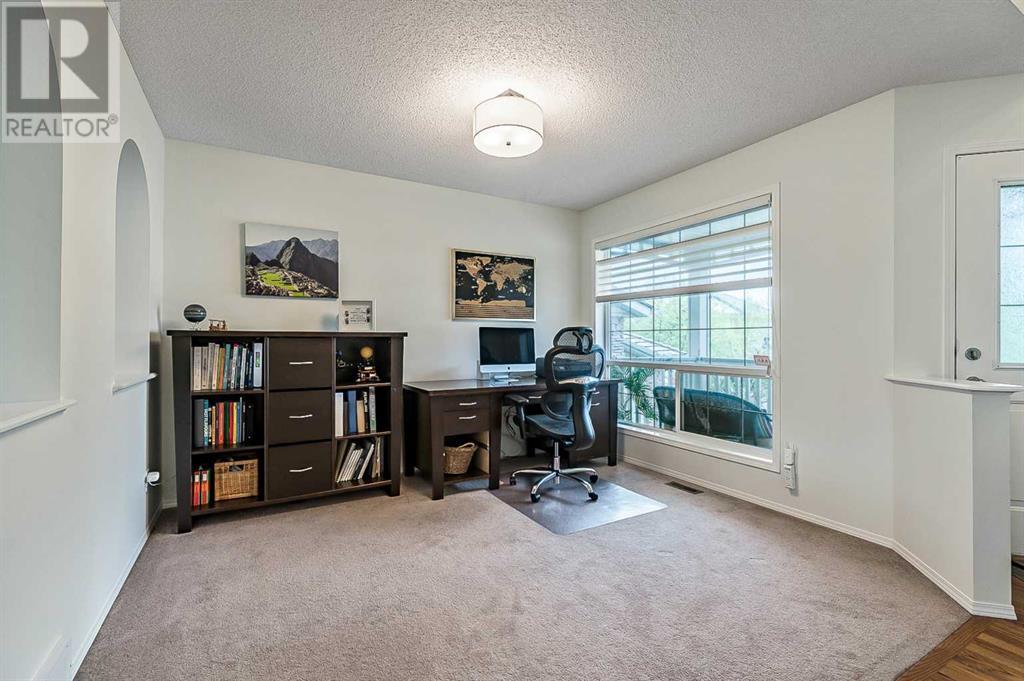 50 Springbank Rise Sw, Calgary, Alberta  T3H 4J6 - Photo 8 - A2226000