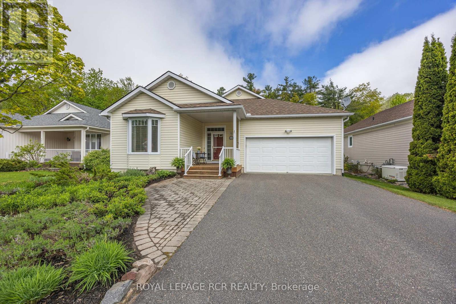 Property at 150 HEDGEWOOD LANE image 3