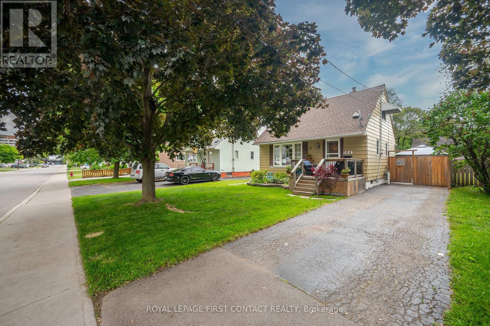 Property at 164 ADAIR AVENUE N image 2