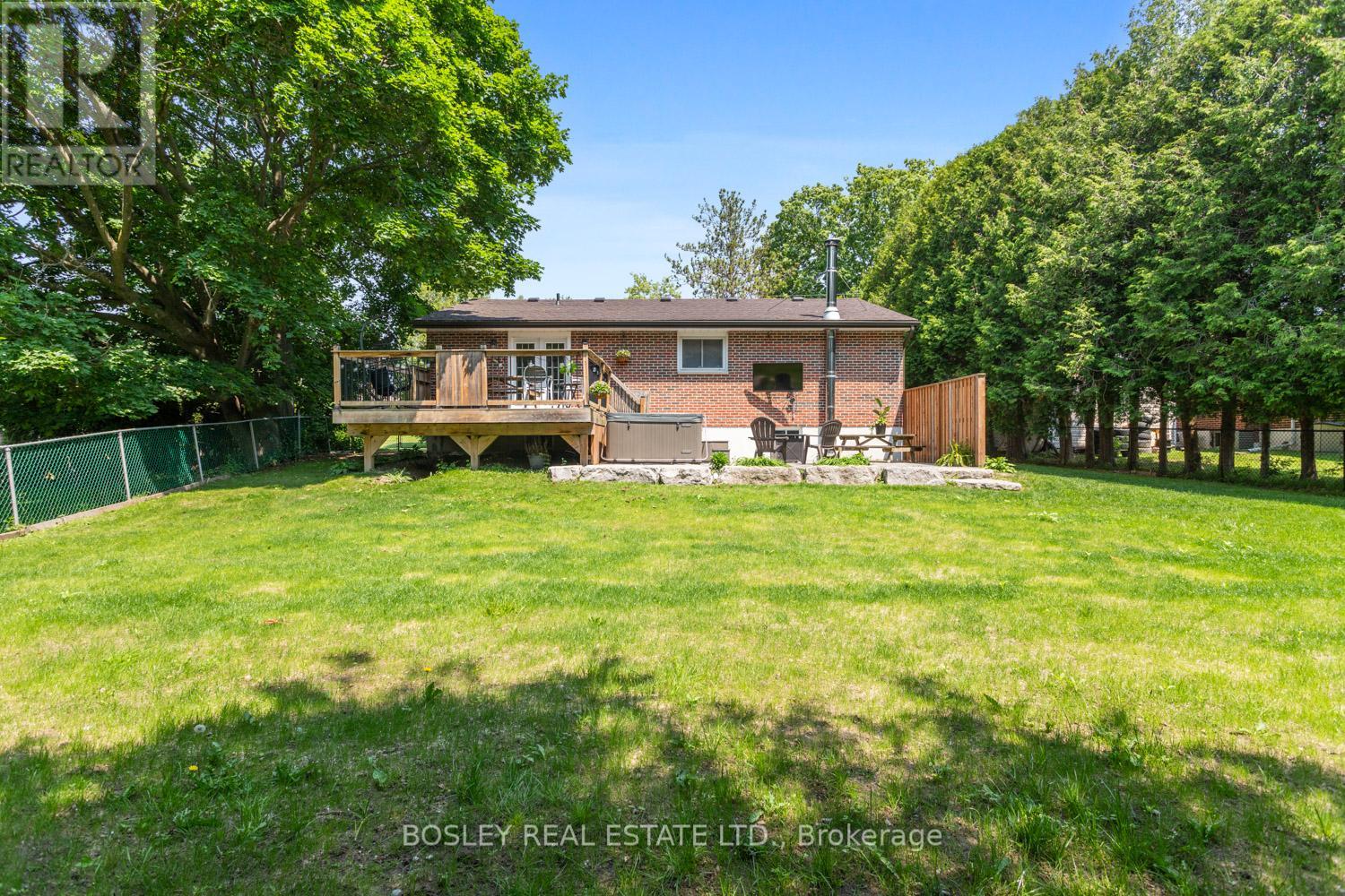 2 Oliver's Lane, Cobourg, Ontario  K9A 4V4 - Photo 37 - X12176254