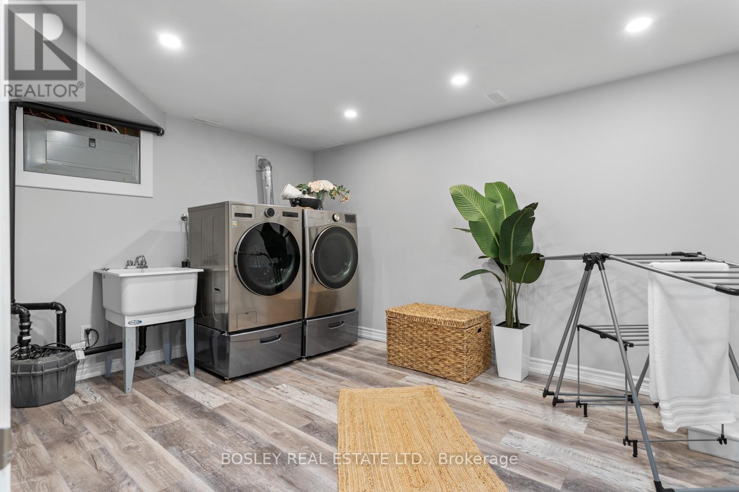 2 Oliver's Lane, Cobourg, Ontario  K9A 4V4 - Photo 32 - X12176254