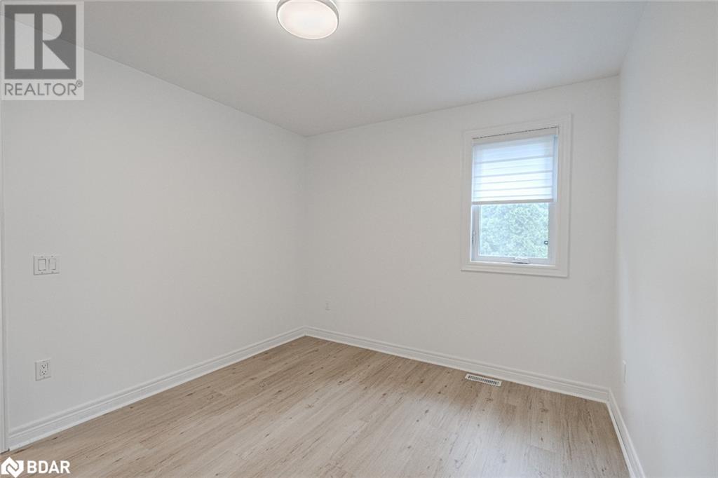 1 Kenwell Court Unit# Upper, Wasaga Beach, Ontario  L0L 2P0 - Photo 13 - 40740558