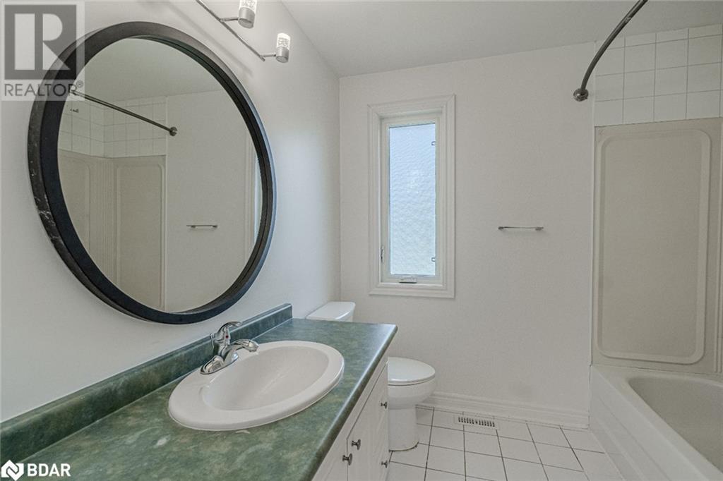 1 Kenwell Court Unit# Upper, Wasaga Beach, Ontario  L0L 2P0 - Photo 14 - 40740558