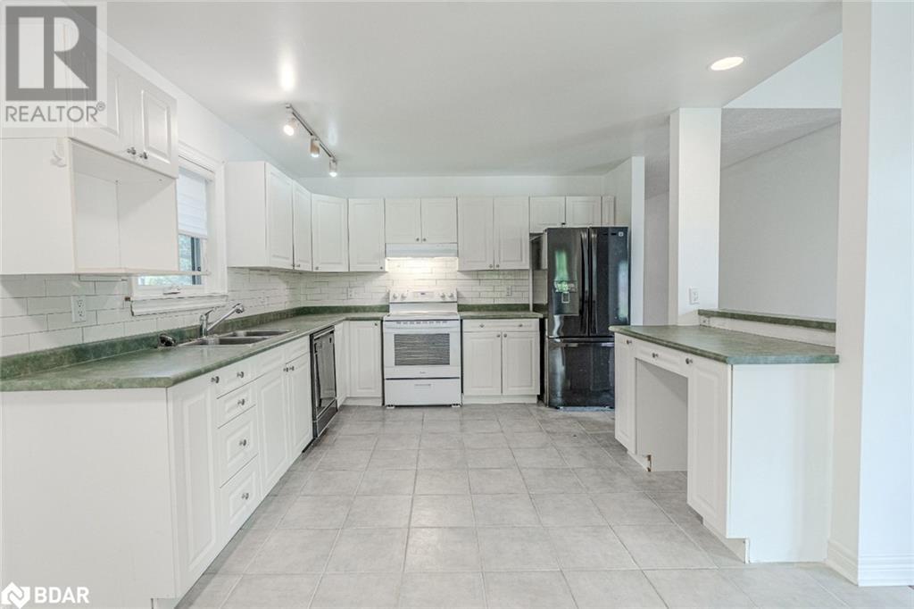 1 Kenwell Court Unit# Upper, Wasaga Beach, Ontario  L0L 2P0 - Photo 3 - 40740558