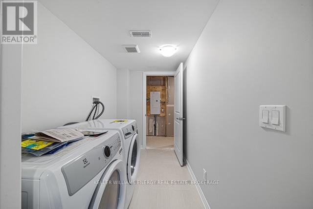 1188 Greentree Path N, Oshawa, Ontario  L1H 8L7 - Photo 6 - E12218597
