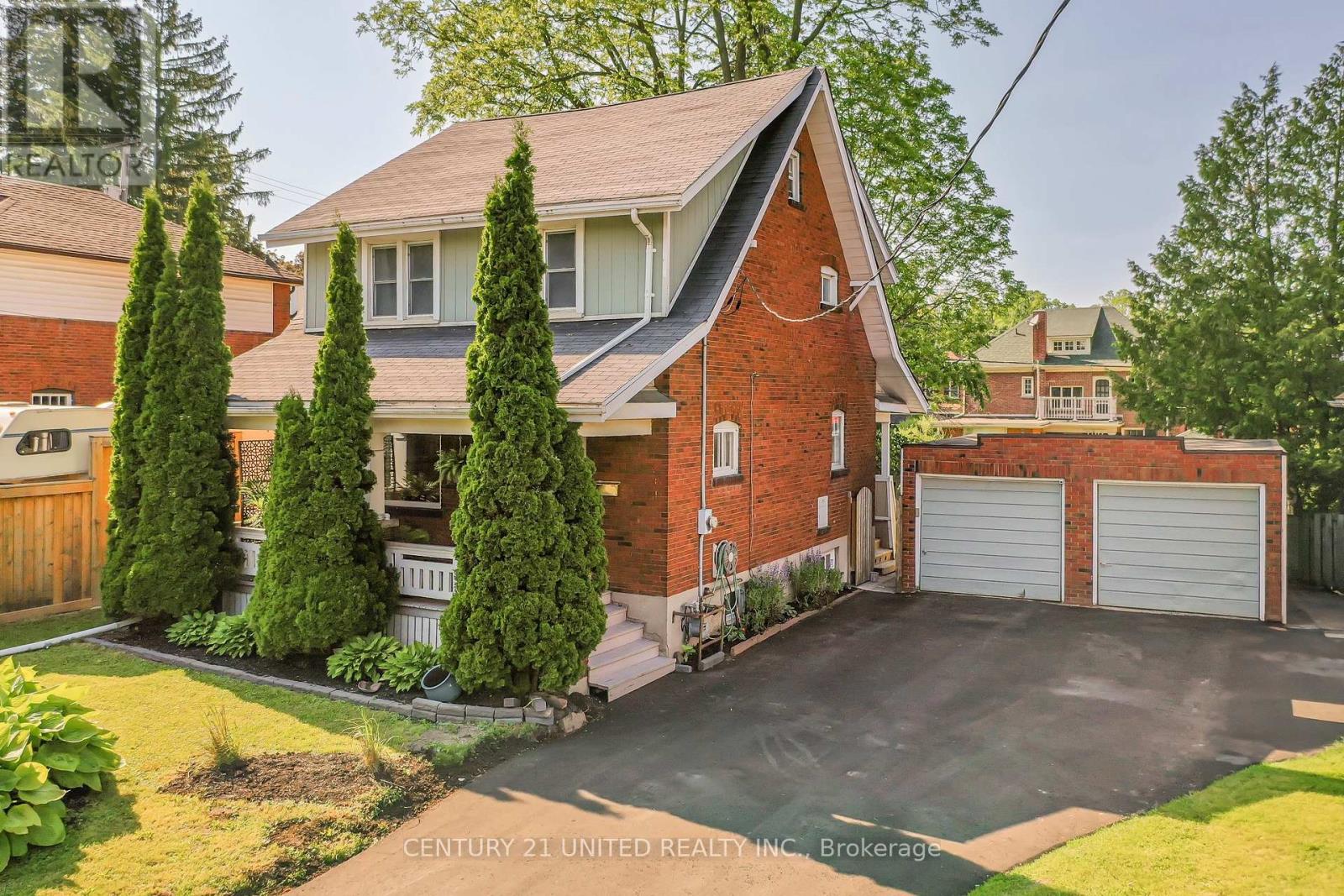624 CHARLOTTE STREET, peterborough central (old west end), Ontario