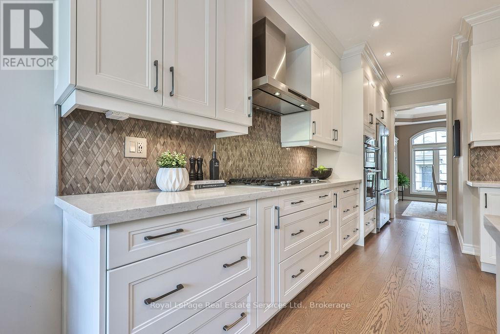 34 - 2400 Neyagawa Boulevard, Oakville, Ontario  L6H 7P5 - Photo 16 - W12212286