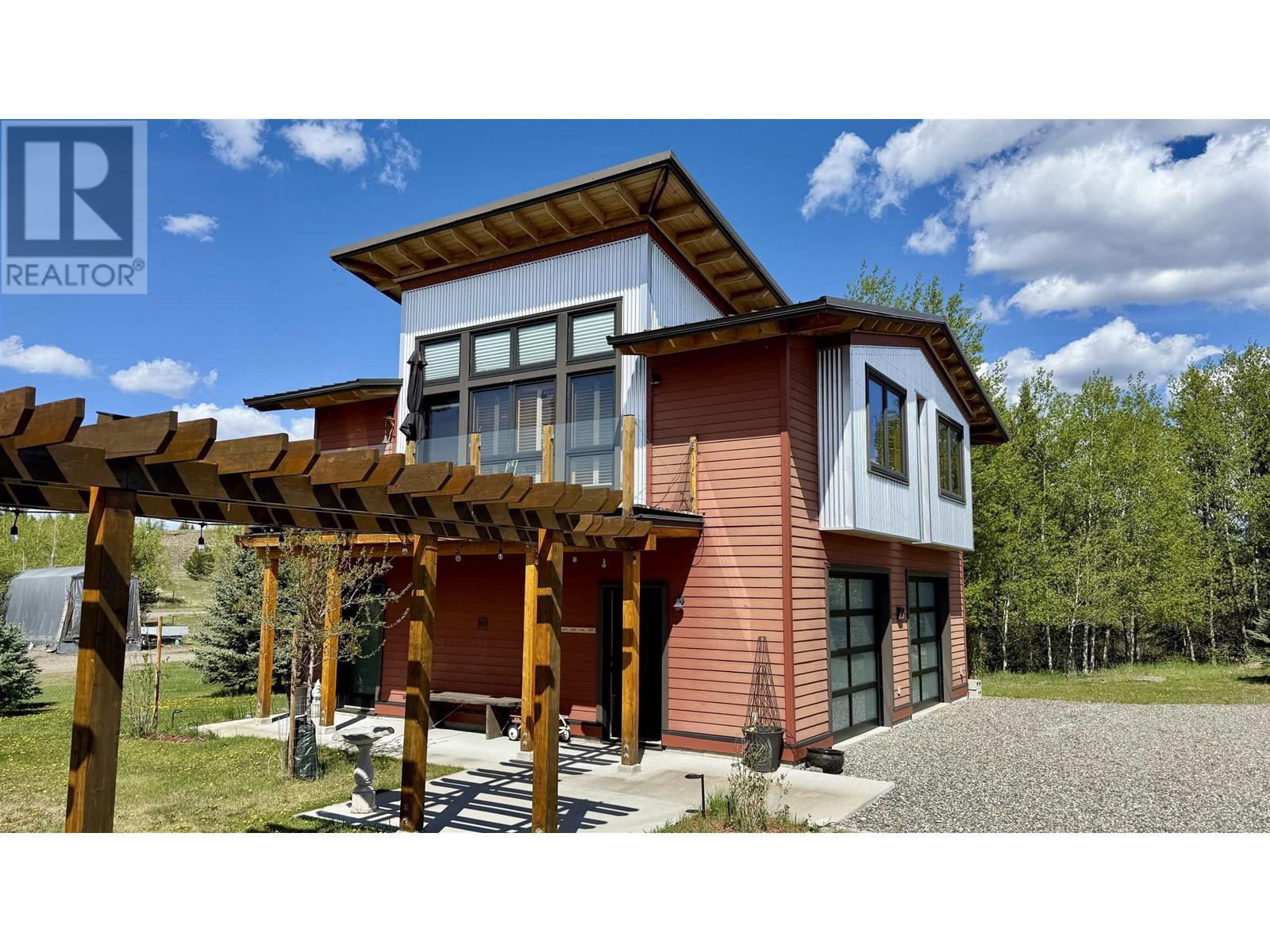 5460 Carlson Road, 100 Mile House, British Columbia  V0K 2E1 - Photo 33 - R3003159