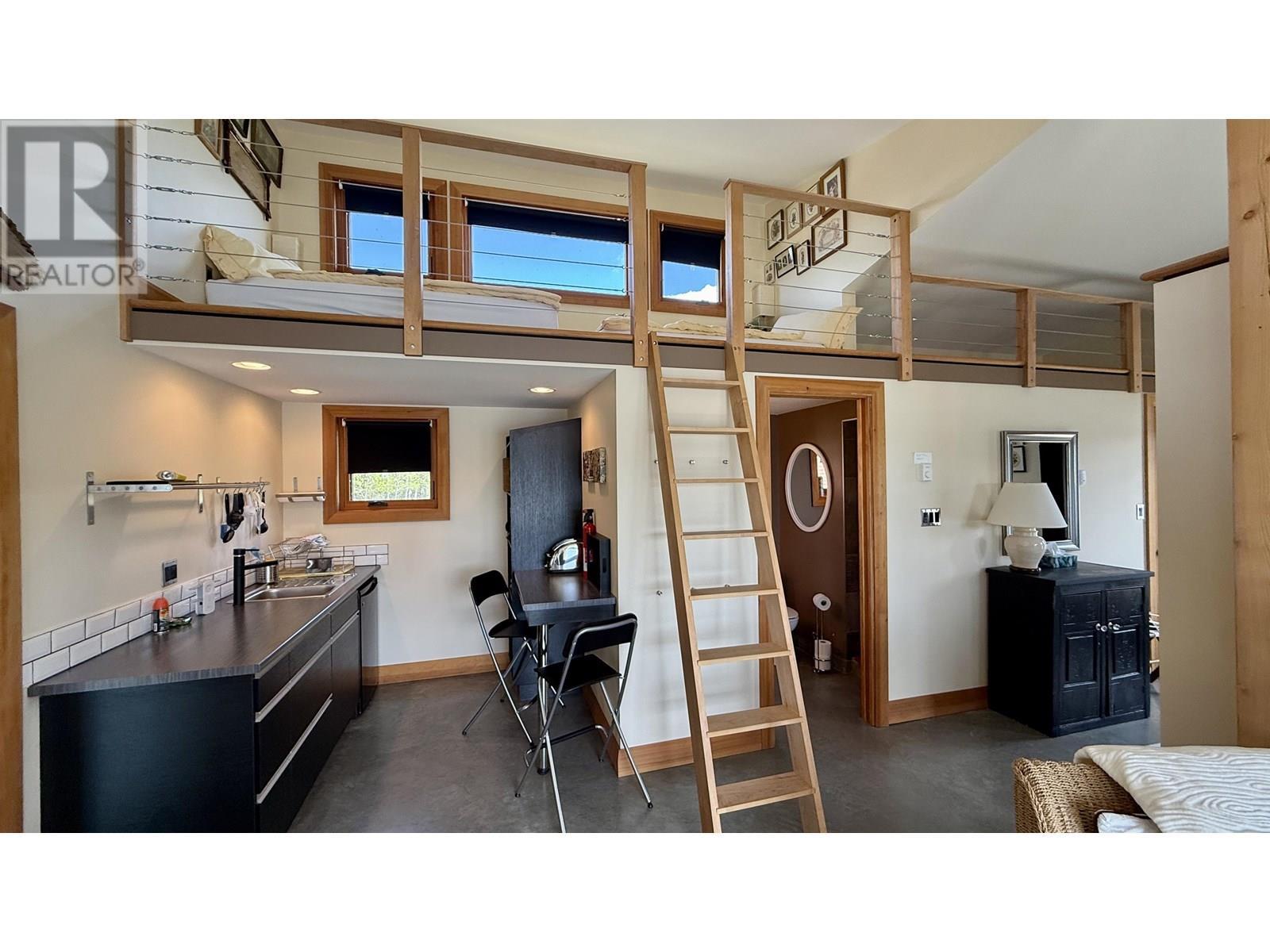 5460 Carlson Road, 100 Mile House, British Columbia  V0K 2E1 - Photo 22 - R3003159