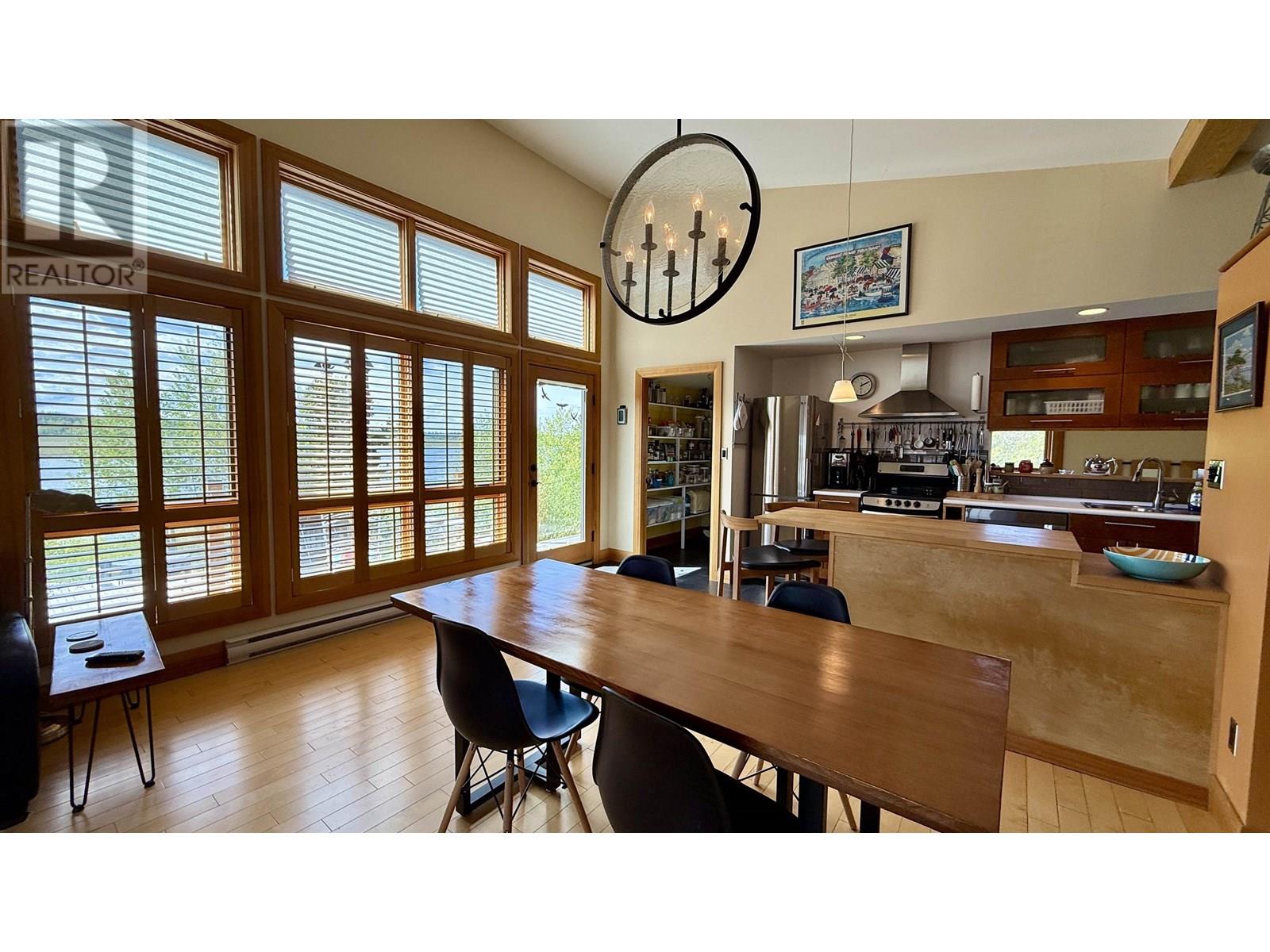 5460 Carlson Road, 100 Mile House, British Columbia  V0K 2E1 - Photo 5 - R3003159