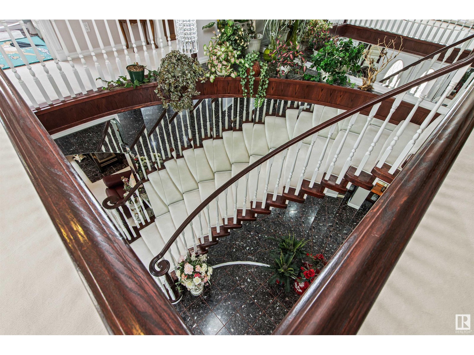 Property at 17 OSPREY PT image 4
