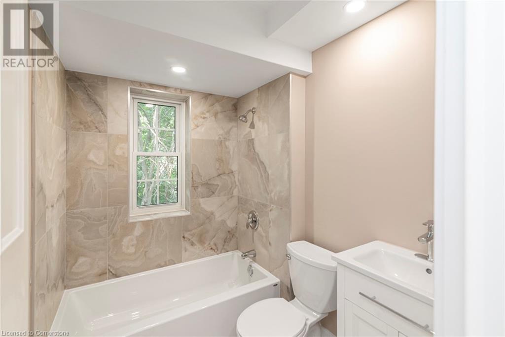 200 Sanford Avenue S, Hamilton, Ontario  L8M 2H2 - Photo 33 - 40740136