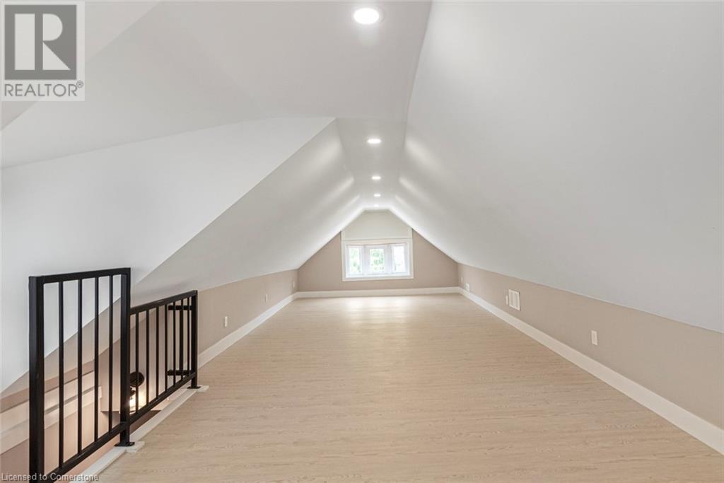 200 Sanford Avenue S, Hamilton, Ontario  L8M 2H2 - Photo 38 - 40740136