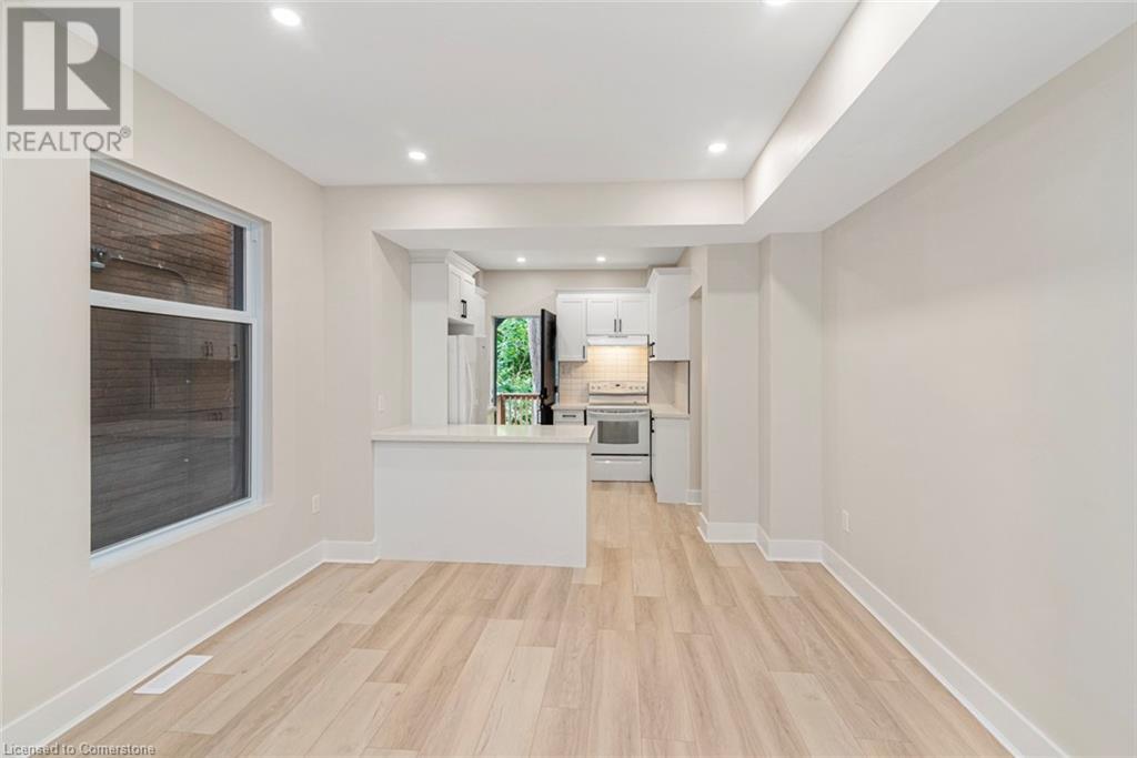 200 Sanford Avenue S, Hamilton, Ontario  L8M 2H2 - Photo 6 - 40740136