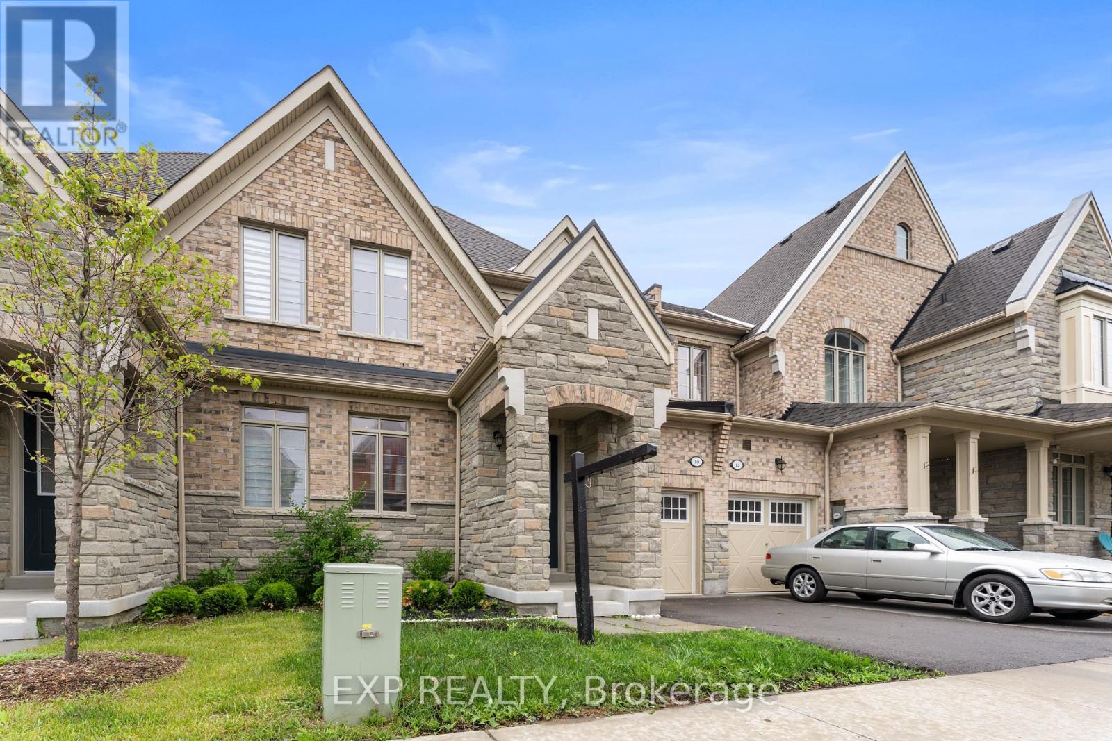 10 Hickling Lane, Ajax, Ontario  L1T 0P9 - Photo 2 - E12218181