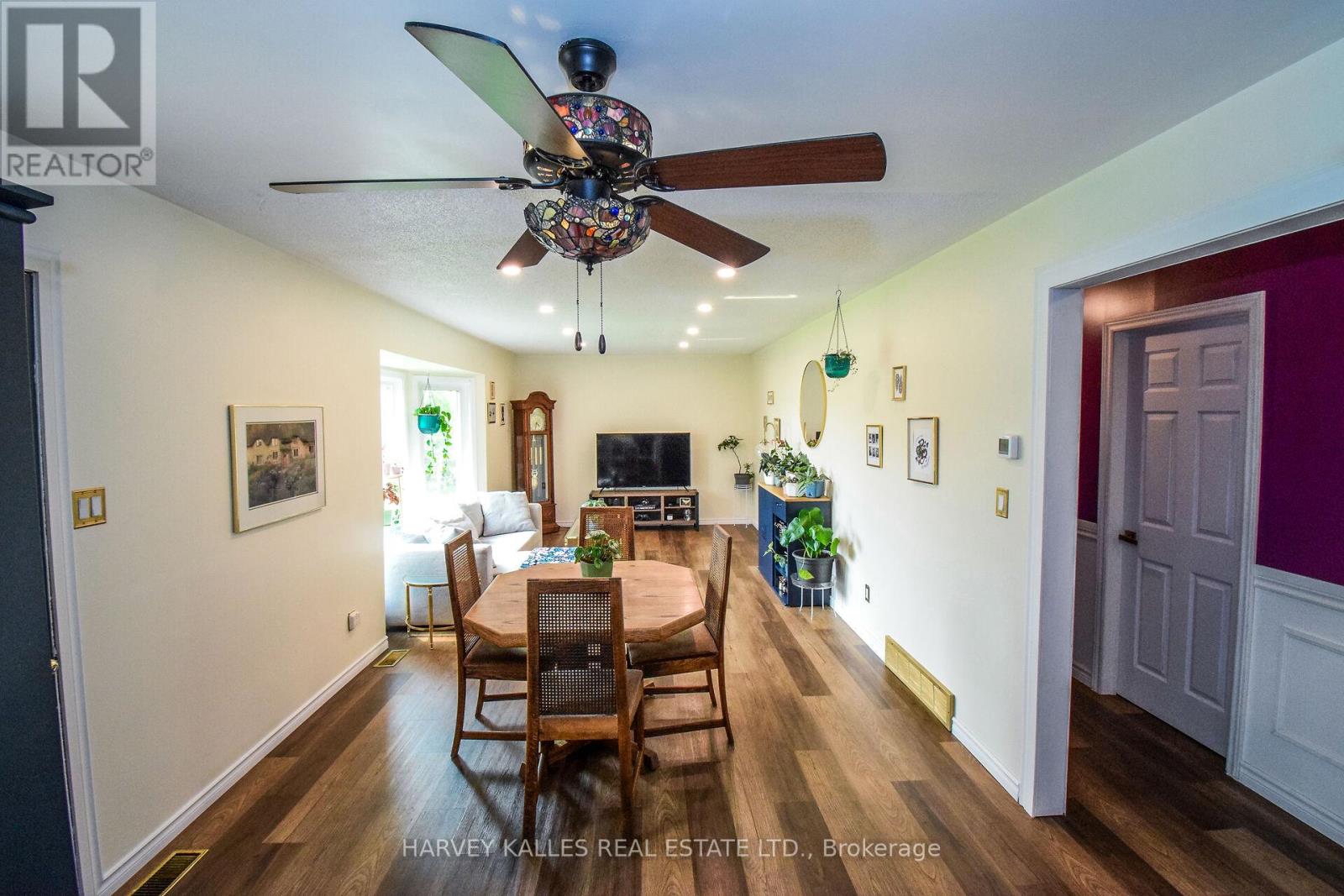 1416 Caistor Gainsboro Townline, West Lincoln (Smithville), Ontario  L0R 2A0 - Photo 17 - X12217688
