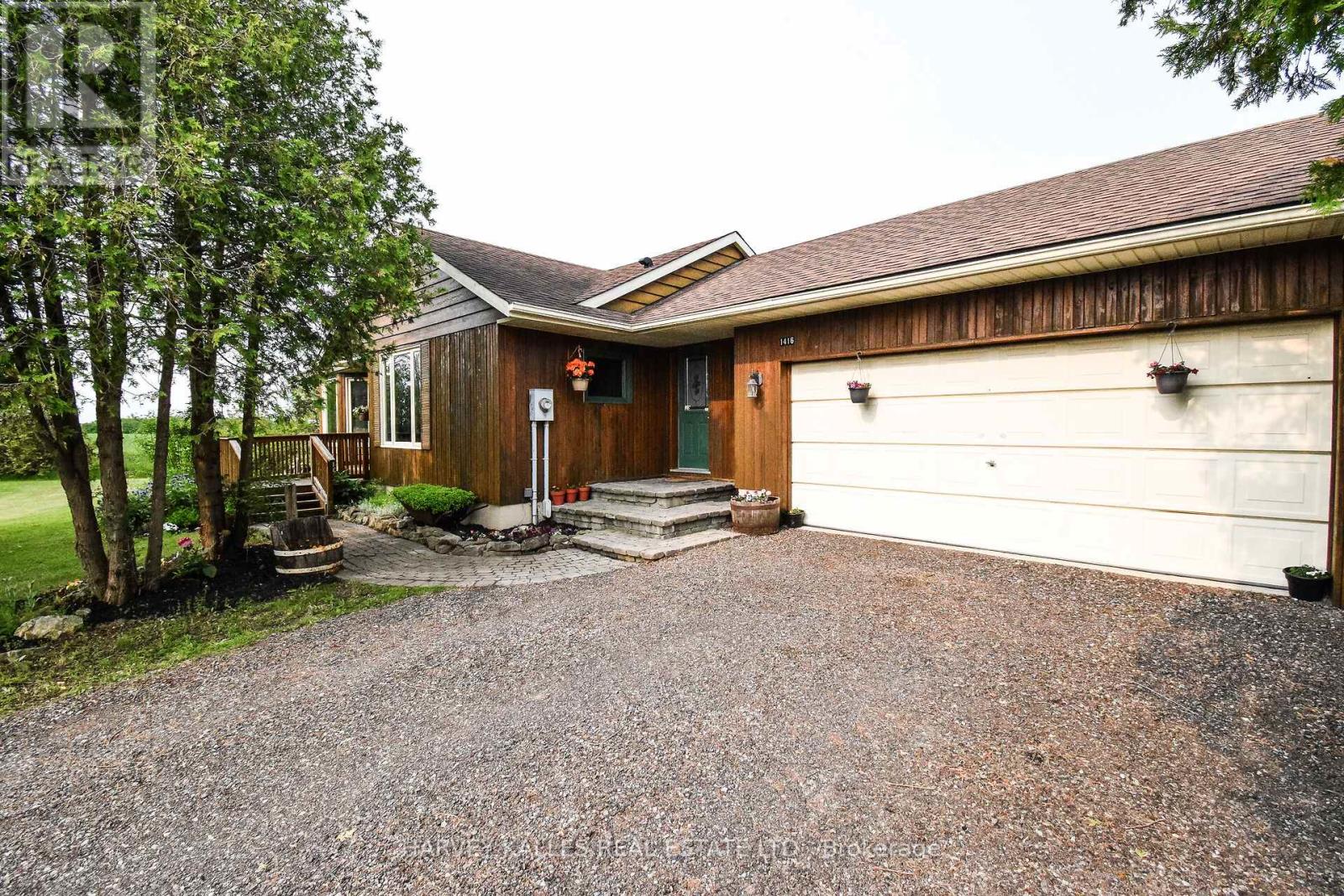 1416 Caistor Gainsboro Townline, West Lincoln (Smithville), Ontario  L0R 2A0 - Photo 6 - X12217688
