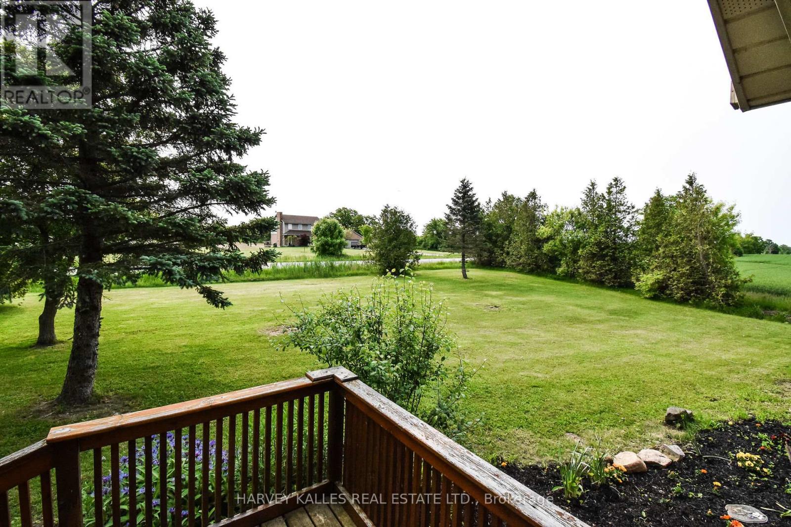 1416 Caistor Gainsboro Townline, West Lincoln (Smithville), Ontario  L0R 2A0 - Photo 9 - X12217688