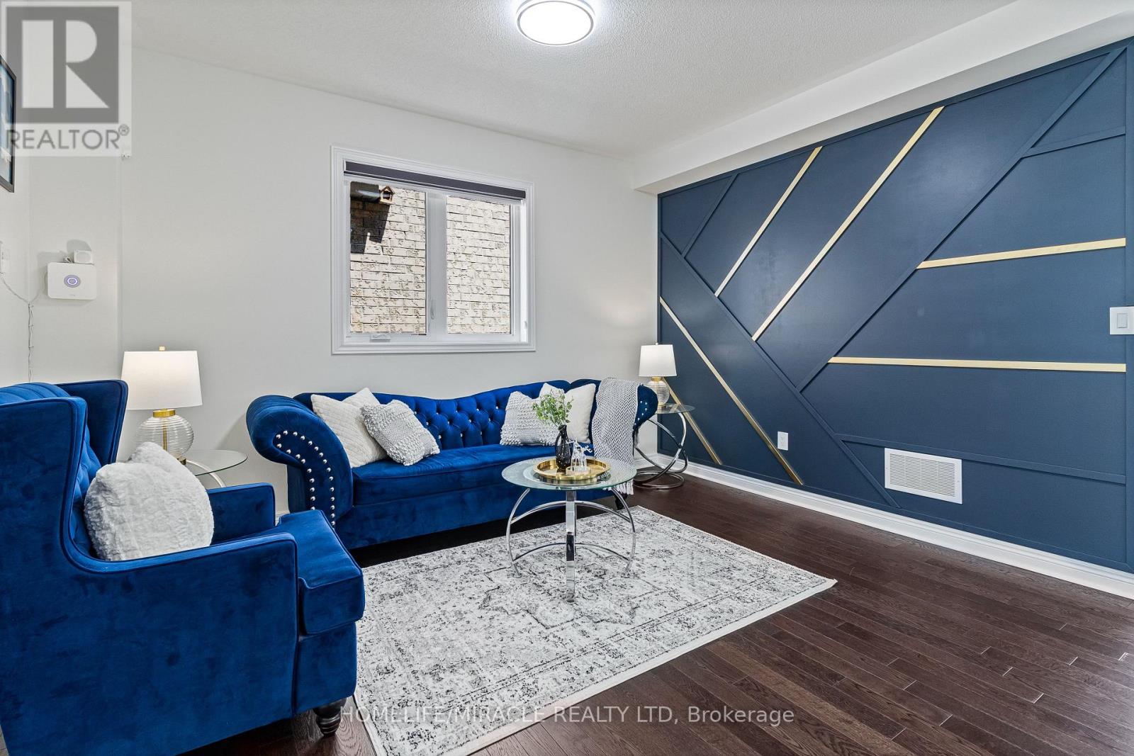 99 Benhurst Crescent, Brampton, Ontario  L7A 5A4 - Photo 7 - W12217320