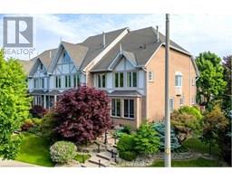 90 WATERFORD Crescent, Hamilton, Ontario
