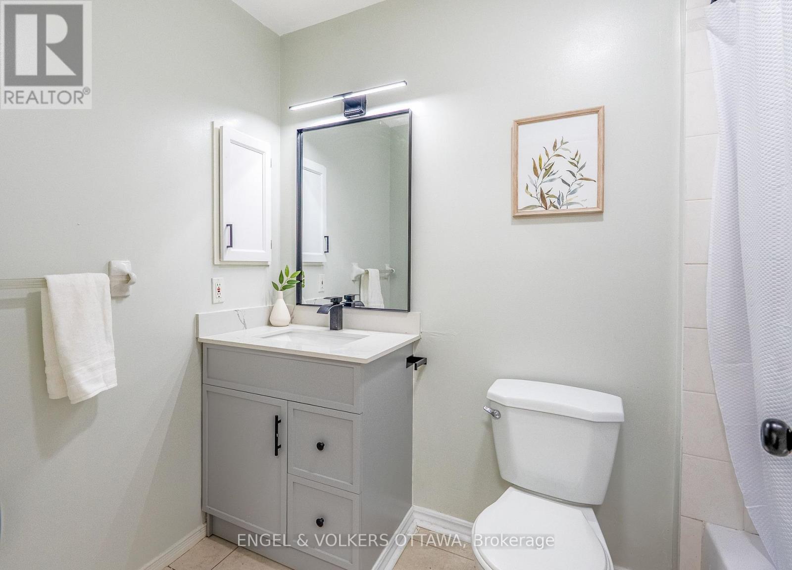 34 Baton Court, Ottawa, Ontario  K2L 4C8 - Photo 21 - X12218481