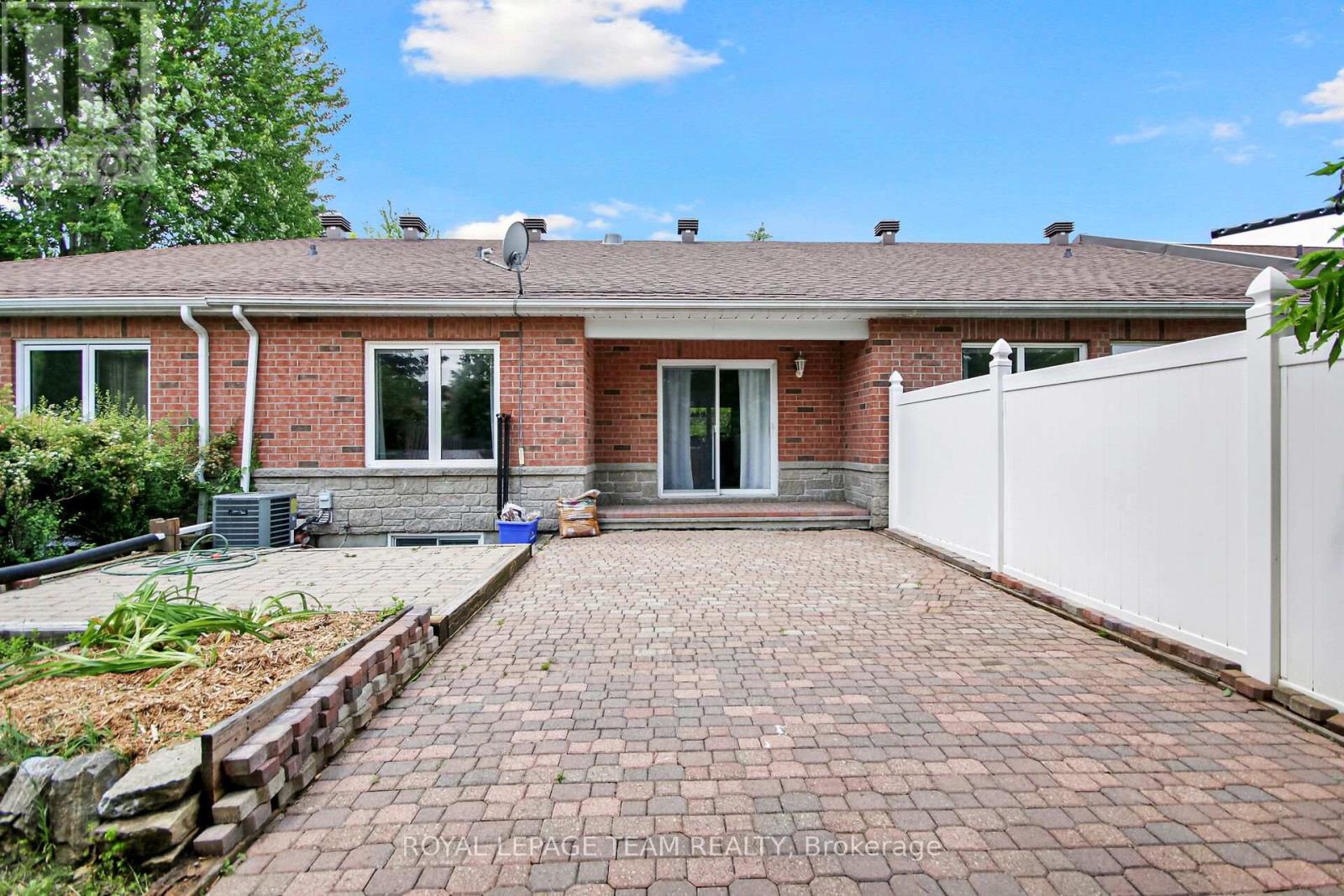 9 Weaver Crescent, Ottawa, Ontario  K2K 3E1 - Photo 26 - X12218483
