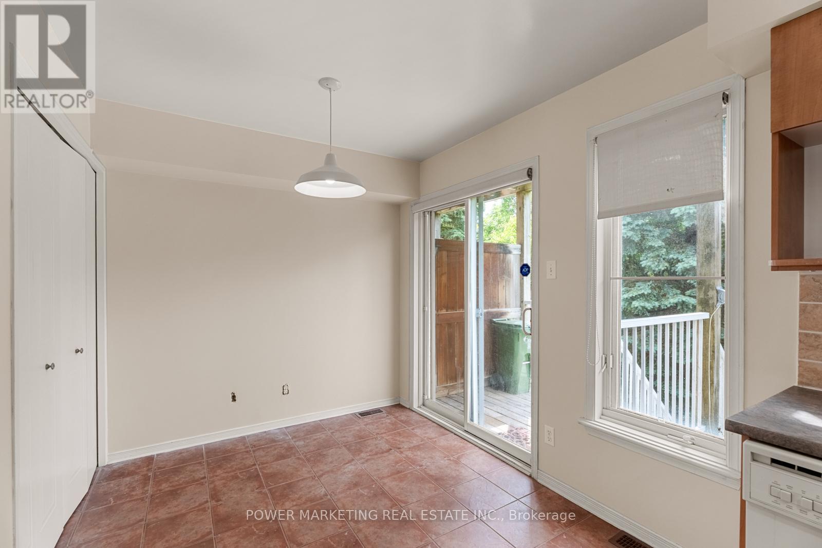 10 - 1701 Blohm Drive, Ottawa, Ontario  K1G 6N6 - Photo 16 - X12218485