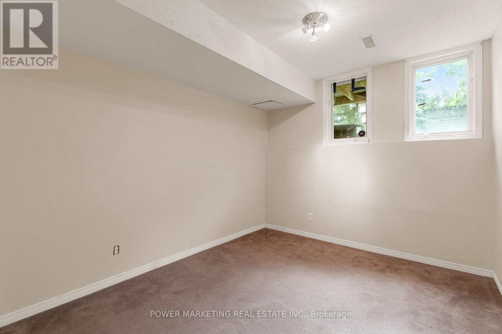 10 - 1701 Blohm Drive, Ottawa, Ontario  K1G 6N6 - Photo 25 - X12218485