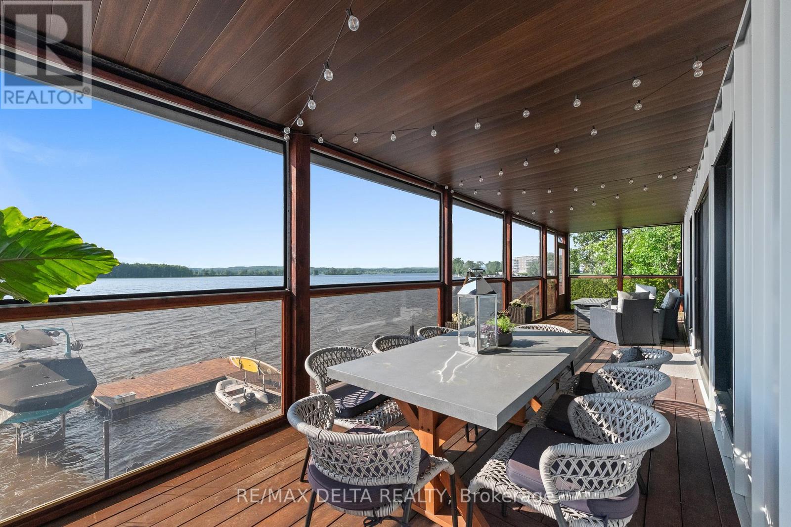 2120 Du Chateau Avenue, Clarence-Rockland, Ontario  K4K 1J3 - Photo 40 - X12218527