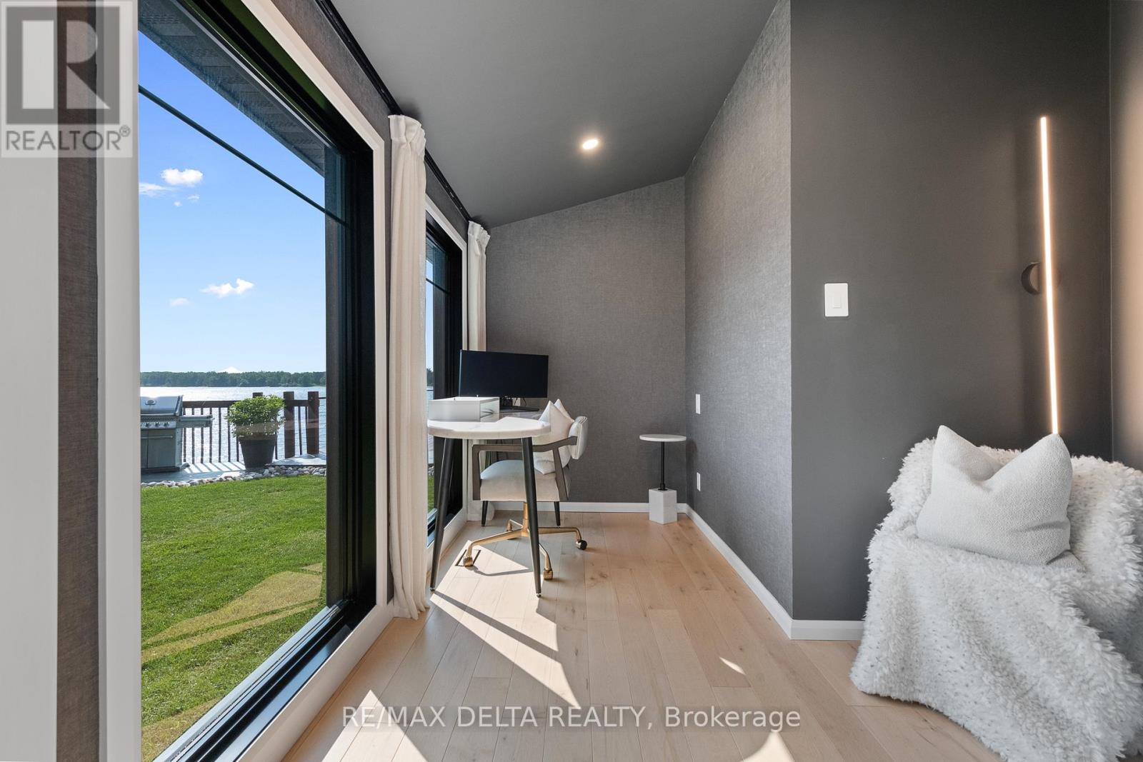 2120 Du Chateau Avenue, Clarence-Rockland, Ontario  K4K 1J3 - Photo 5 - X12218527
