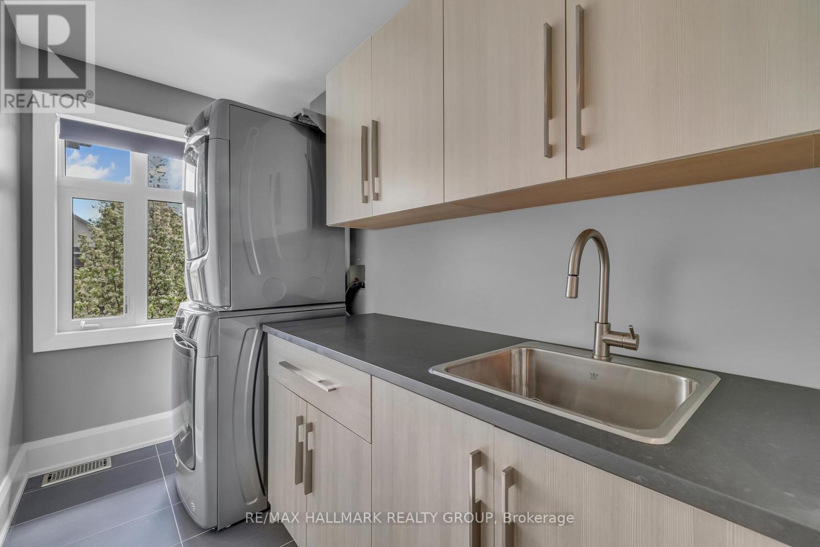 A - 206 Holland Avenue, Ottawa, Ontario  K1Y 0Y5 - Photo 26 - X12218528