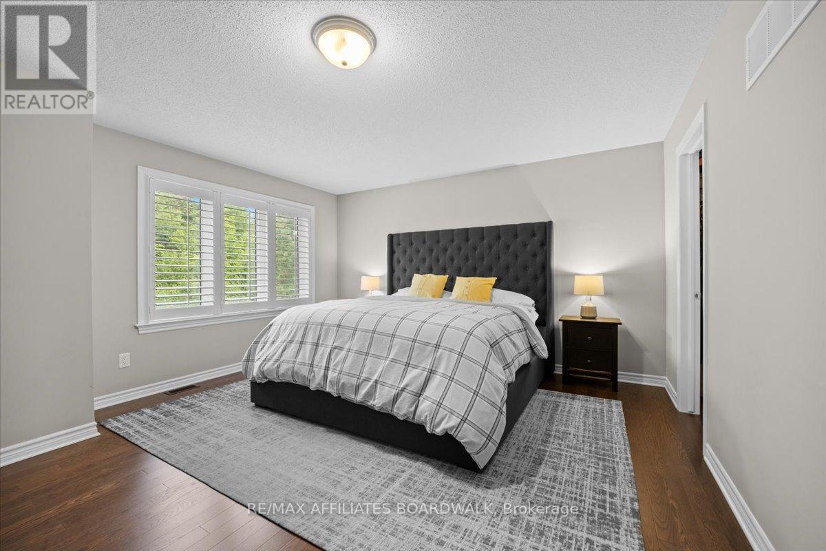 242 Escarpment Crescent, Ottawa, Ontario  K2T 0L6 - Photo 26 - X12218533