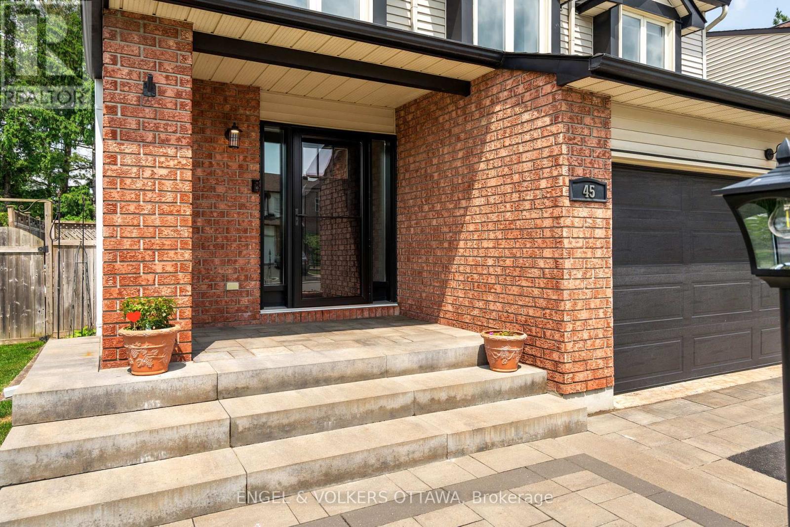 45 Townsend Drive, Ottawa, Ontario  K2J 2T8 - Photo 2 - X12218551