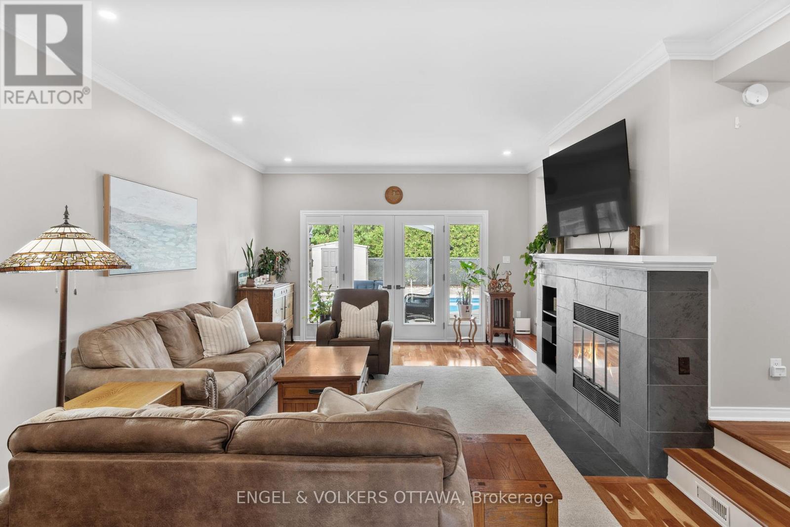 45 Townsend Drive, Ottawa, Ontario  K2J 2T8 - Photo 5 - X12218551
