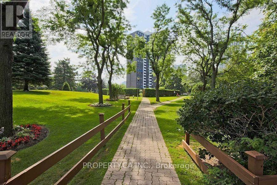 107 - 10 Muirhead Road, Toronto, Ontario  M2J 4P9 - Photo 2 - C12200264