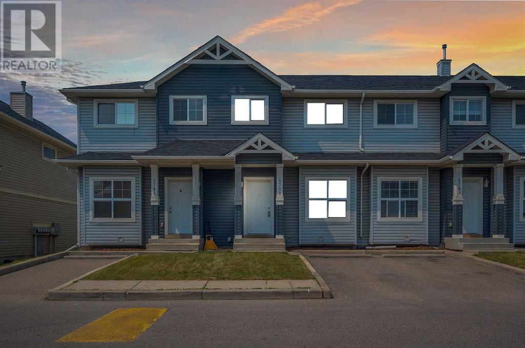 2702, 111 Tarawood Lane NE, calgary, Alberta