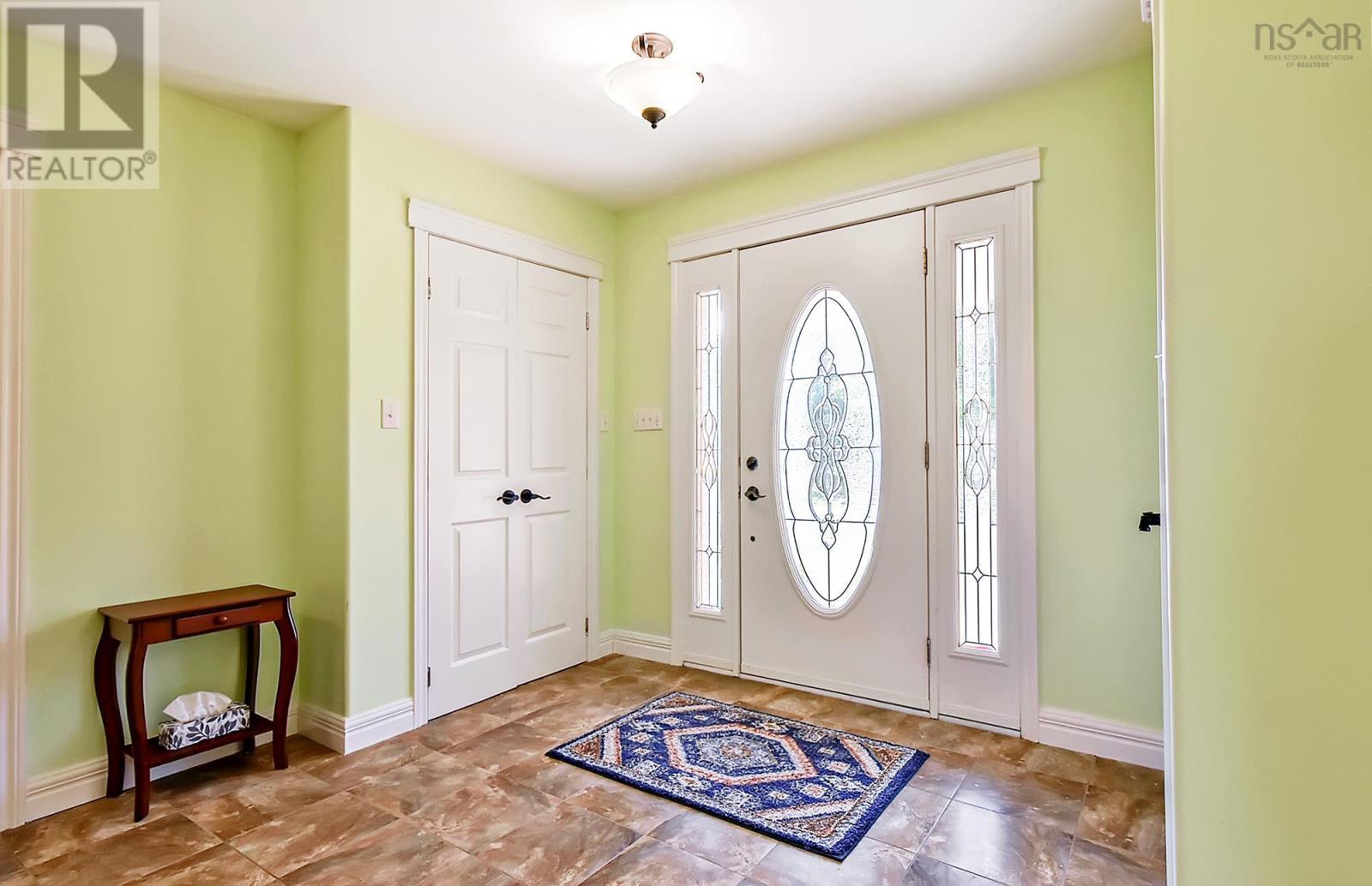 Property at 10 Tully Avenue image 4