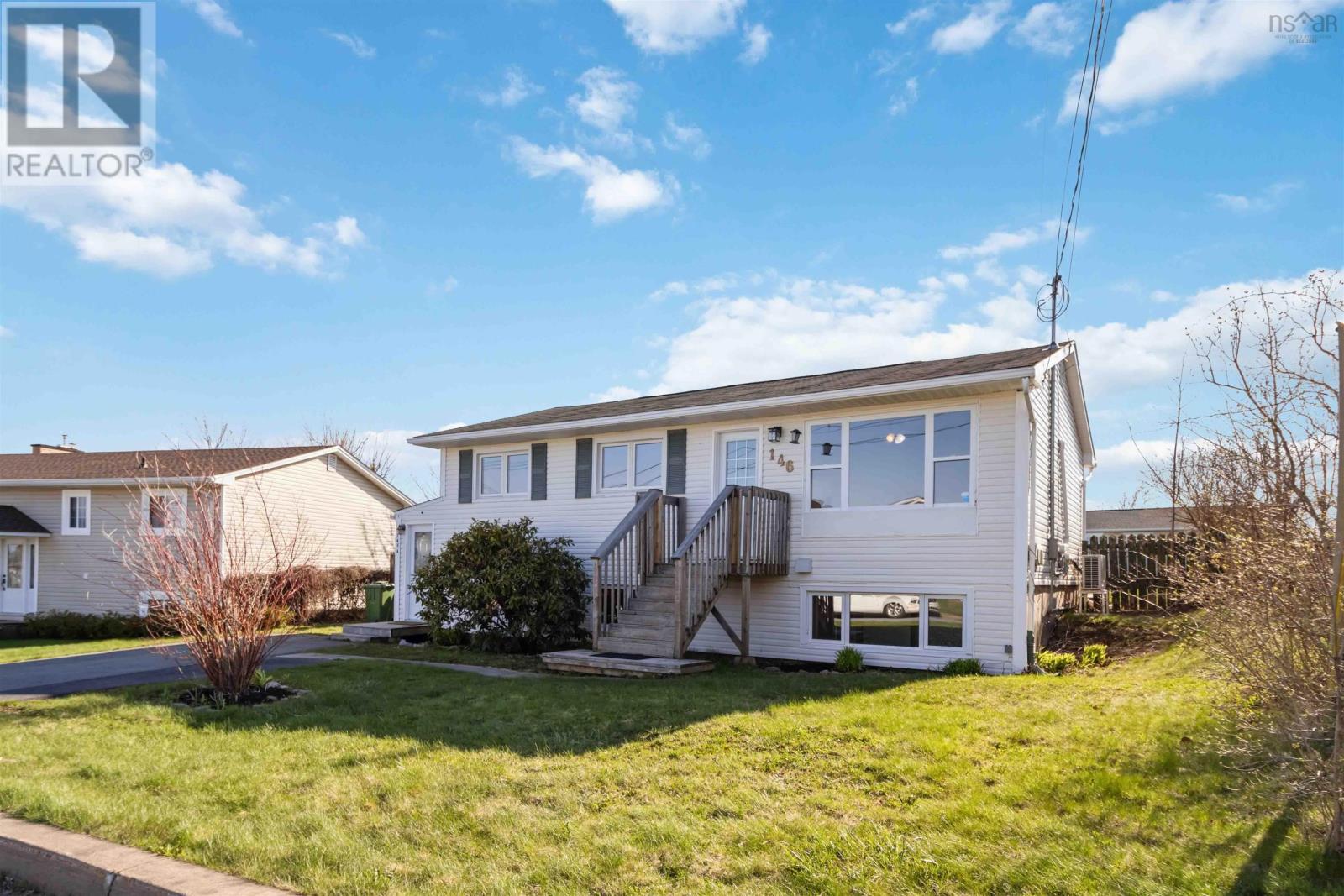 Property at 146 Amaranth Crescent image 2