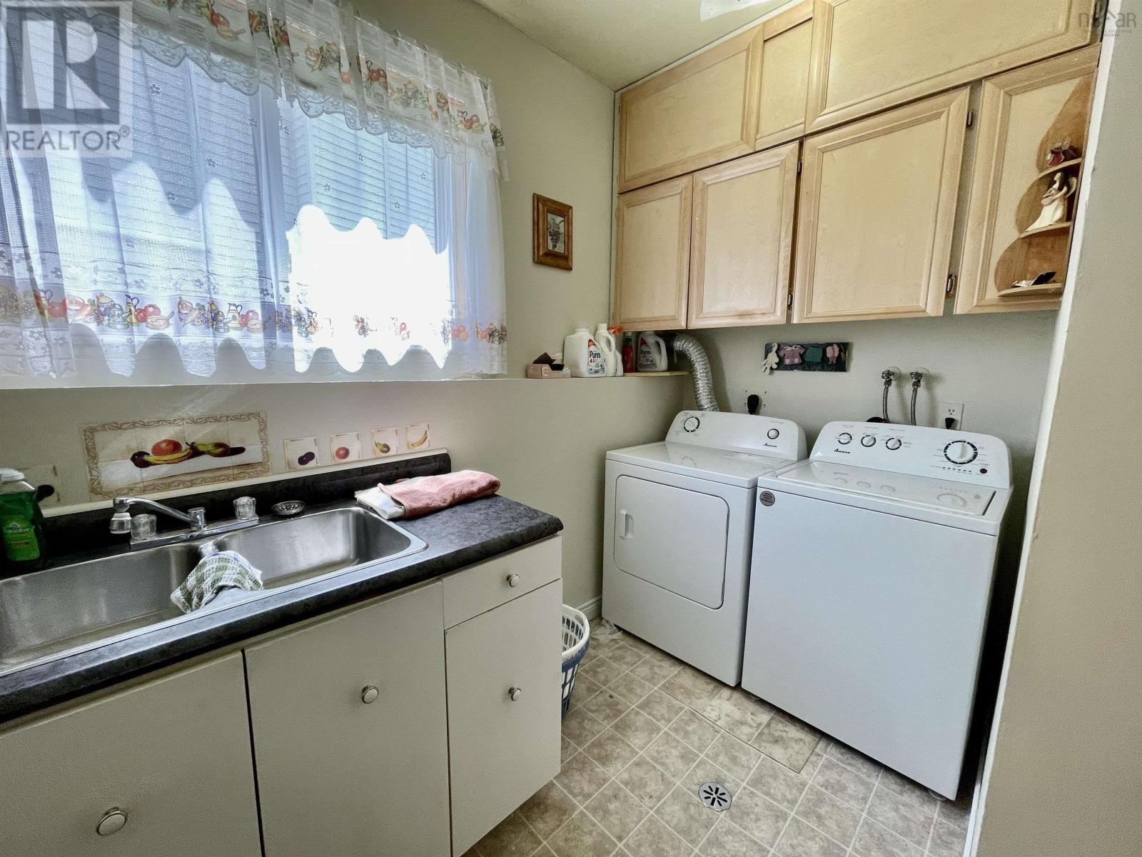 61 Portland Estates Blvd West, Dartmouth, Nova Scotia  B2W 6E5 - Photo 28 - 202514384