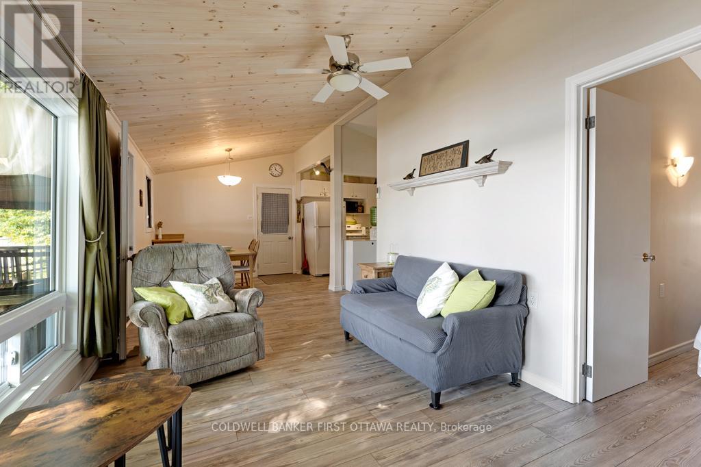365 Hardwood Ridge Road, Lanark Highlands, Ontario  K0G 1K0 - Photo 17 - X12218641