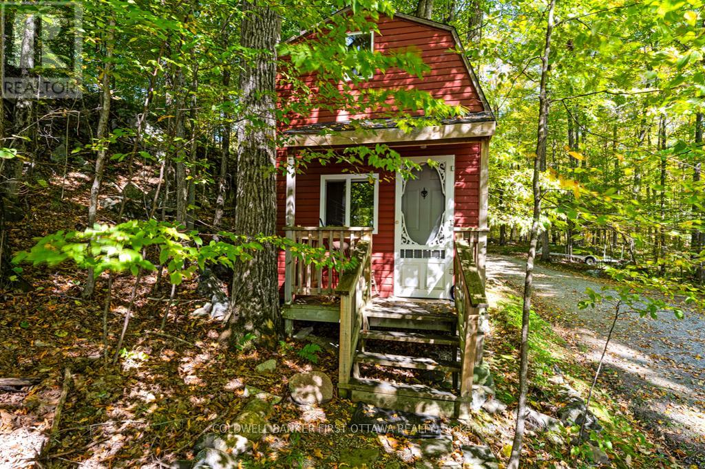 365 Hardwood Ridge Road, Lanark Highlands, Ontario  K0G 1K0 - Photo 24 - X12218641