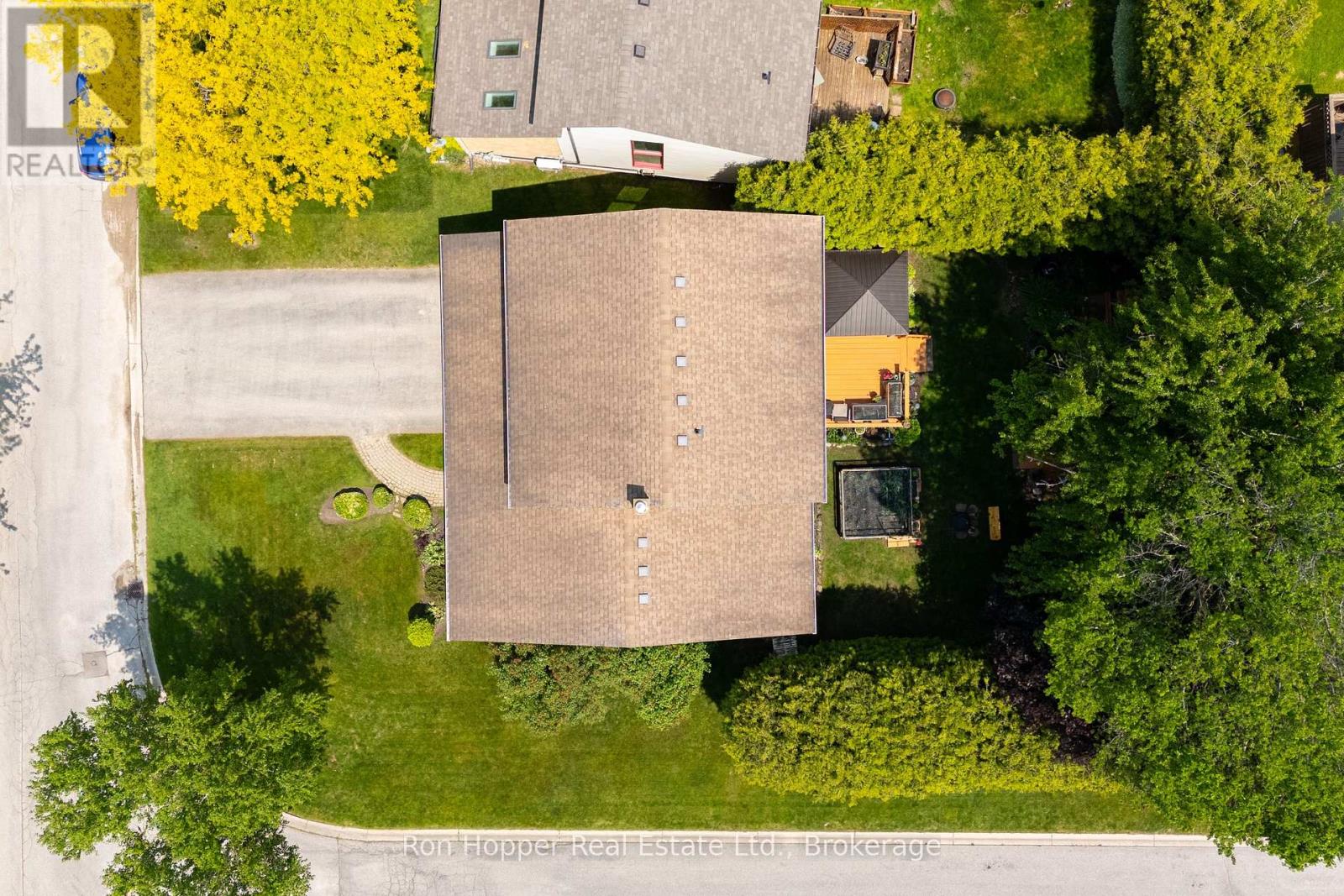 855 27th Street E, Owen Sound, Ontario  N4K 6S5 - Photo 4 - X12210108
