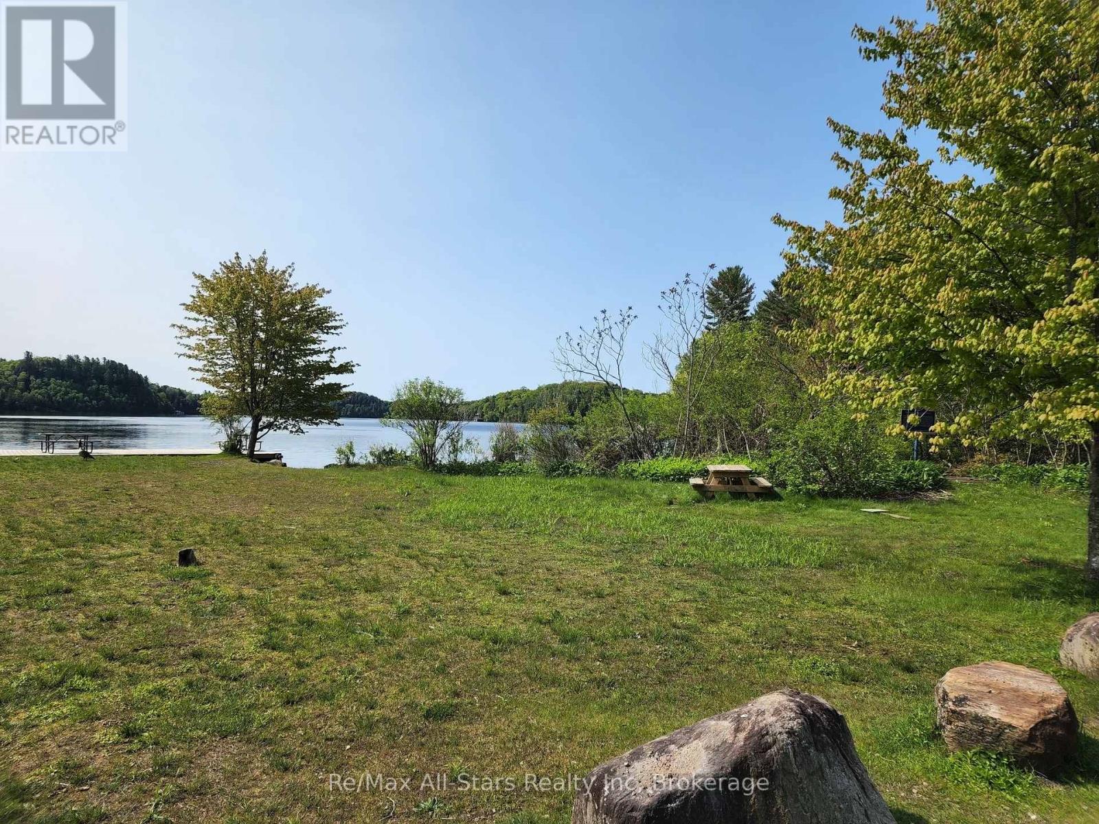 1386 South Portage Road, Lake Of Bays, Ontario  P1H 2J6 - Photo 43 - X12212667