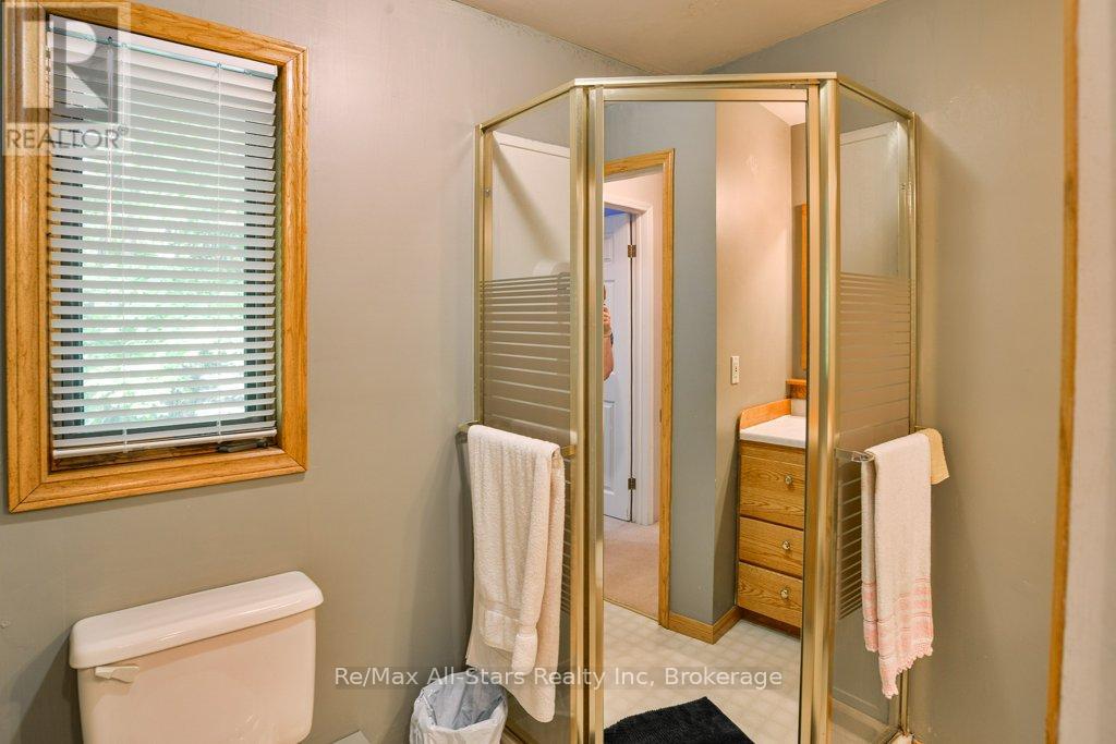 1386 South Portage Road, Lake Of Bays, Ontario  P1H 2J6 - Photo 32 - X12212667