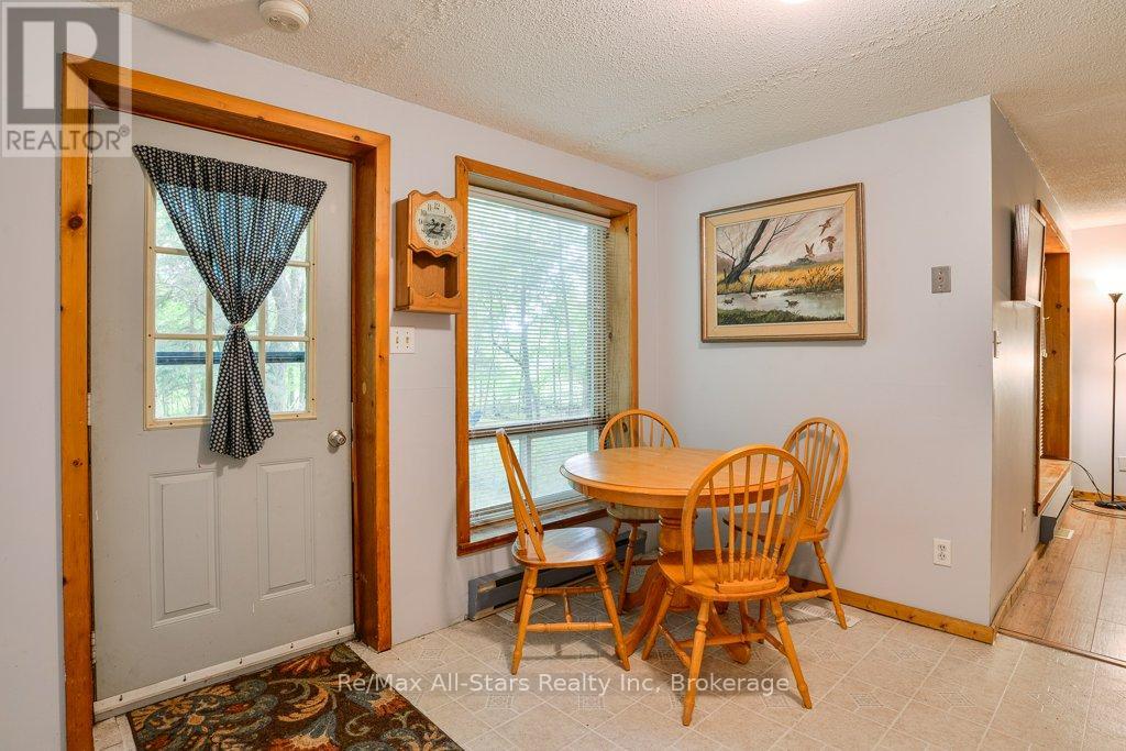 1386 South Portage Road, Lake Of Bays, Ontario  P1H 2J6 - Photo 33 - X12212667