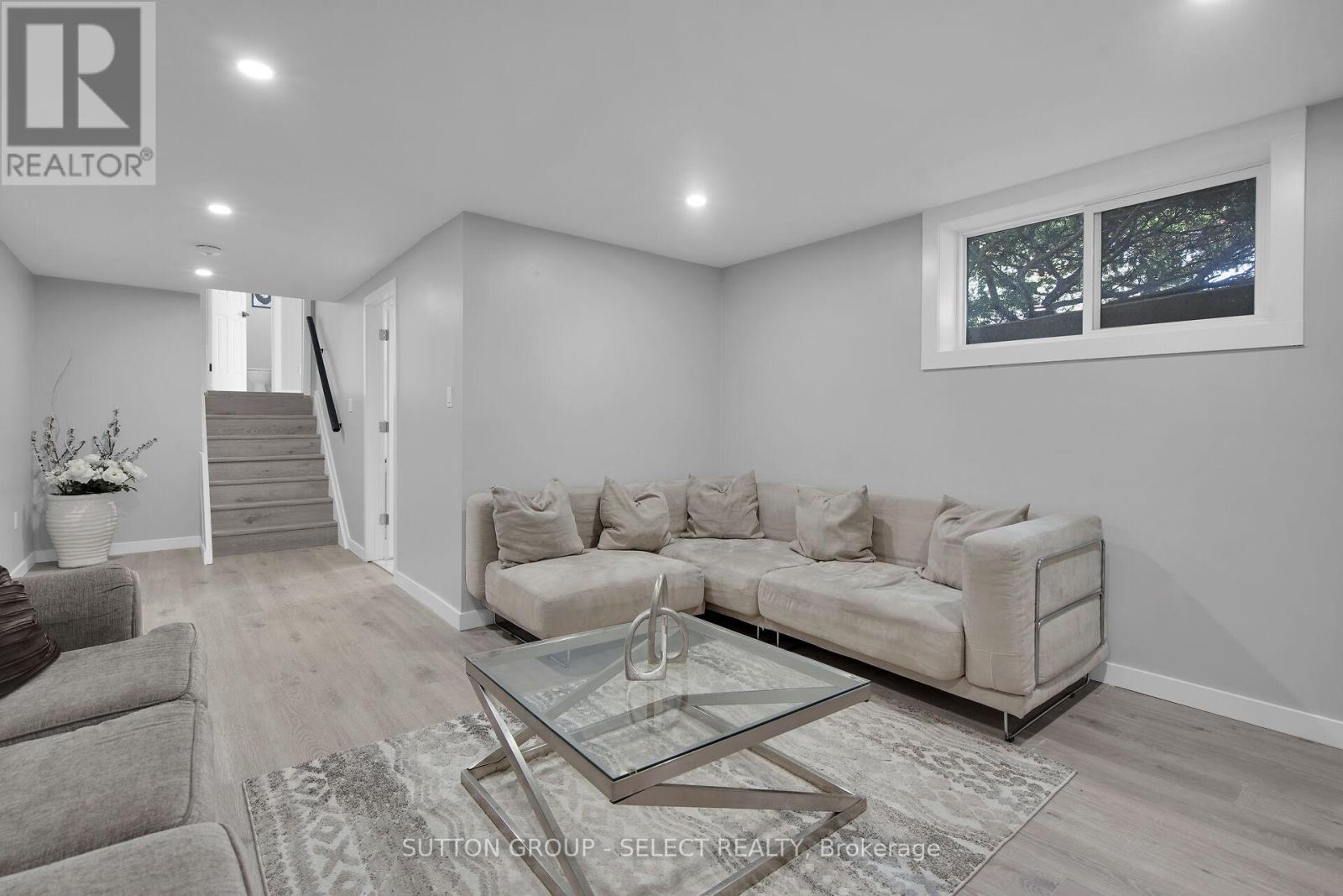 481 Baseline Road E, London South (South G), Ontario  N6C 2P8 - Photo 21 - X12218554