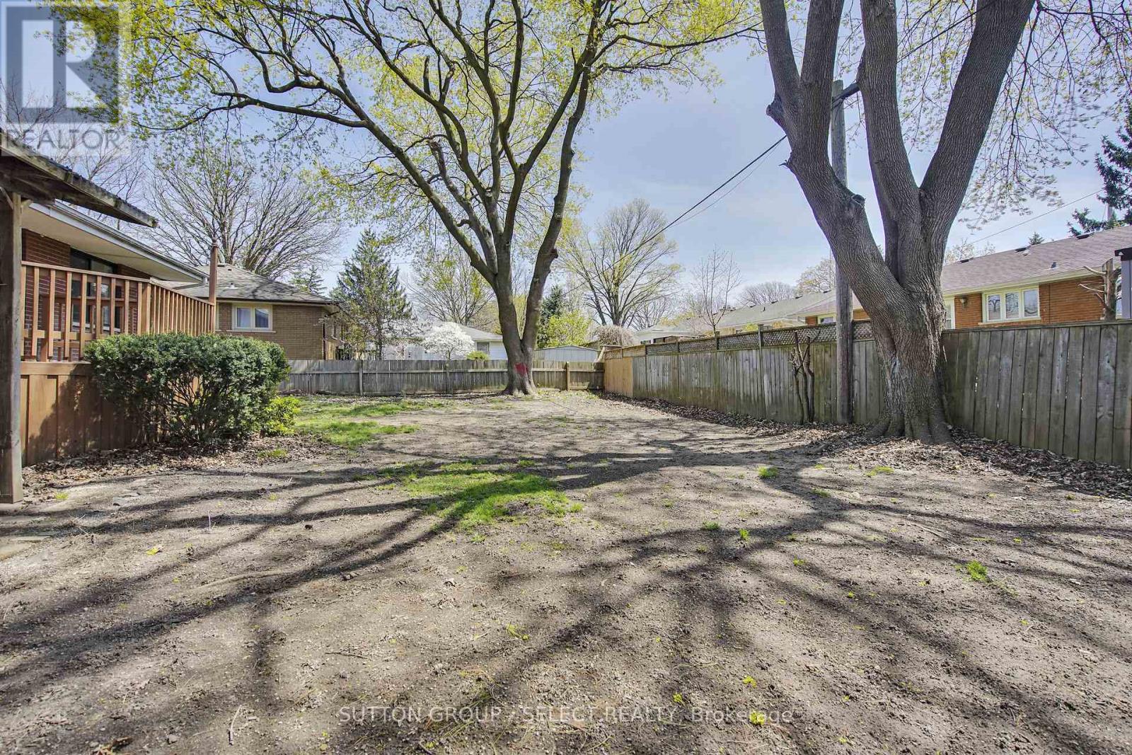 481 Baseline Road E, London South (South G), Ontario  N6C 2P8 - Photo 32 - X12218554