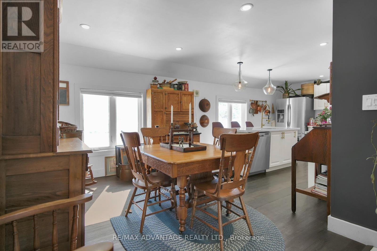 248 Borden Avenue, Central Elgin (Belmont), Ontario  N0L 1B0 - Photo 10 - X12218573